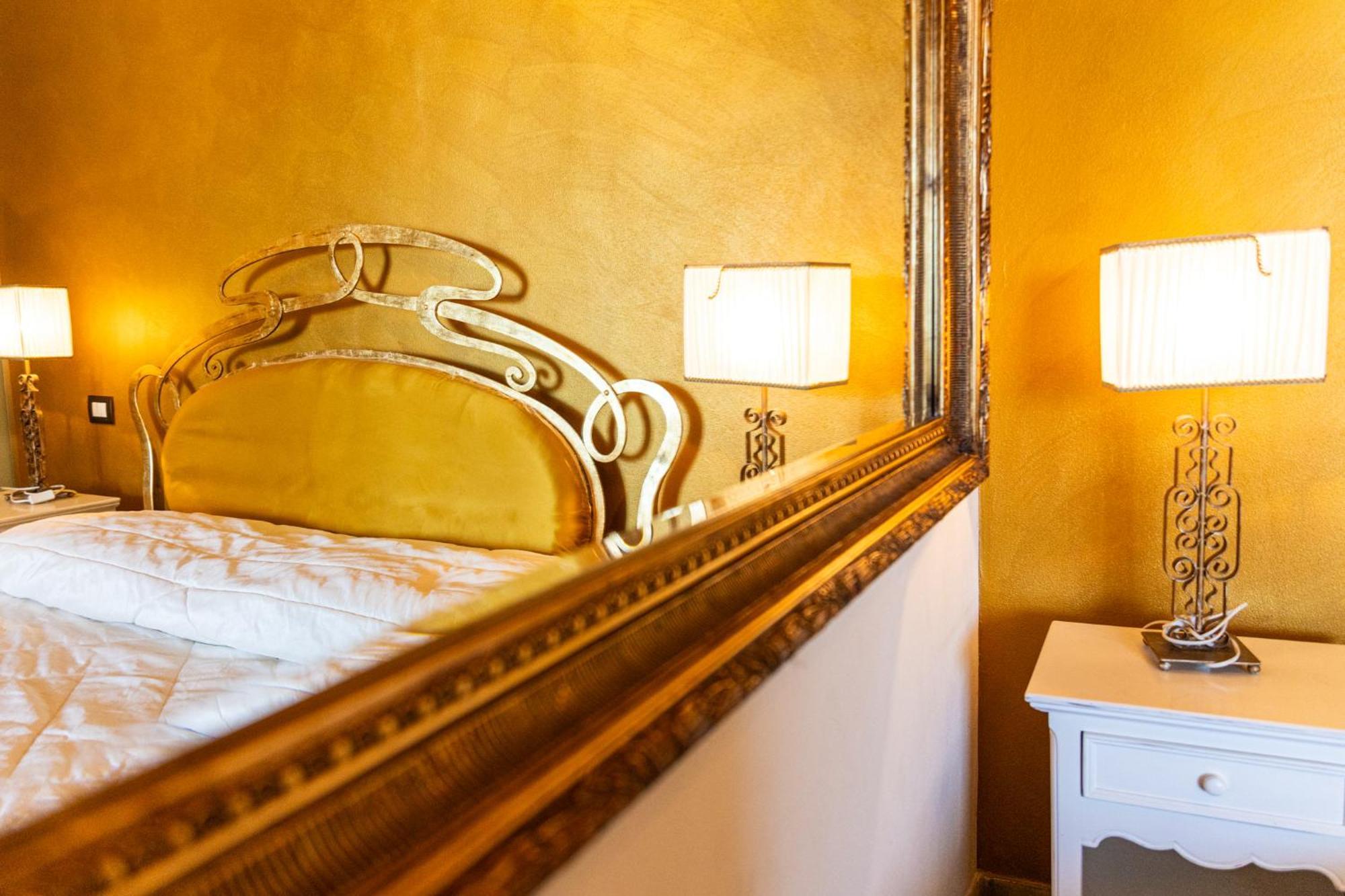 Bed and Breakfast Palazzo Aurora Алецио Экстерьер фото