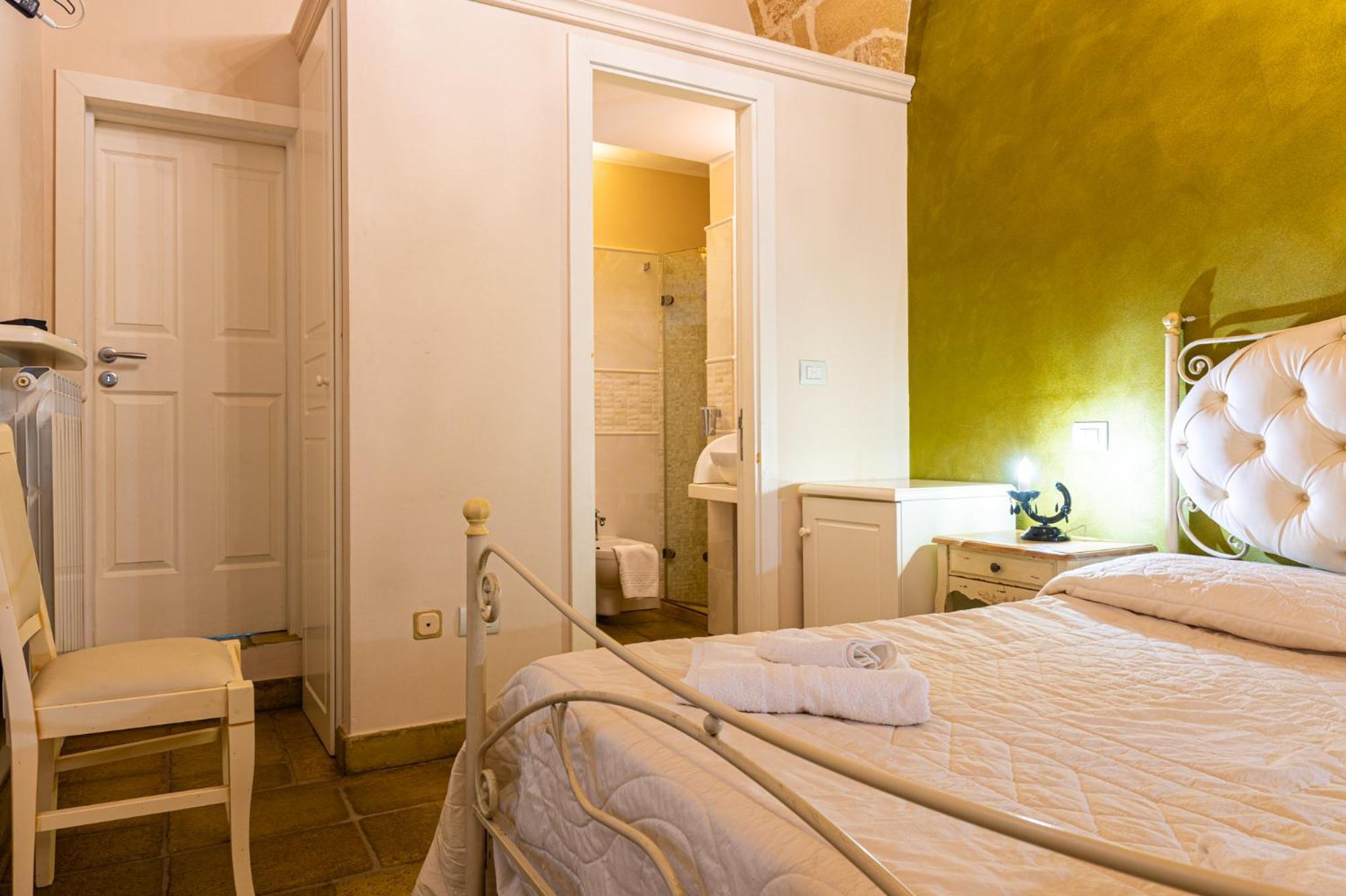 Bed and Breakfast Palazzo Aurora Алецио Экстерьер фото