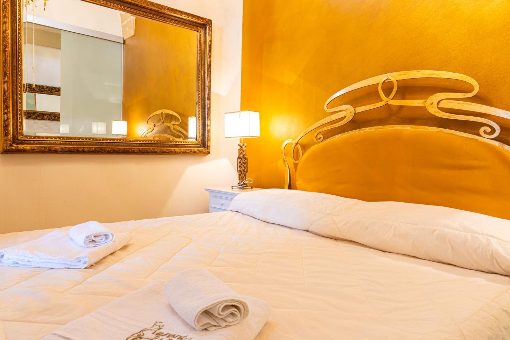 Bed and Breakfast Palazzo Aurora Алецио Экстерьер фото